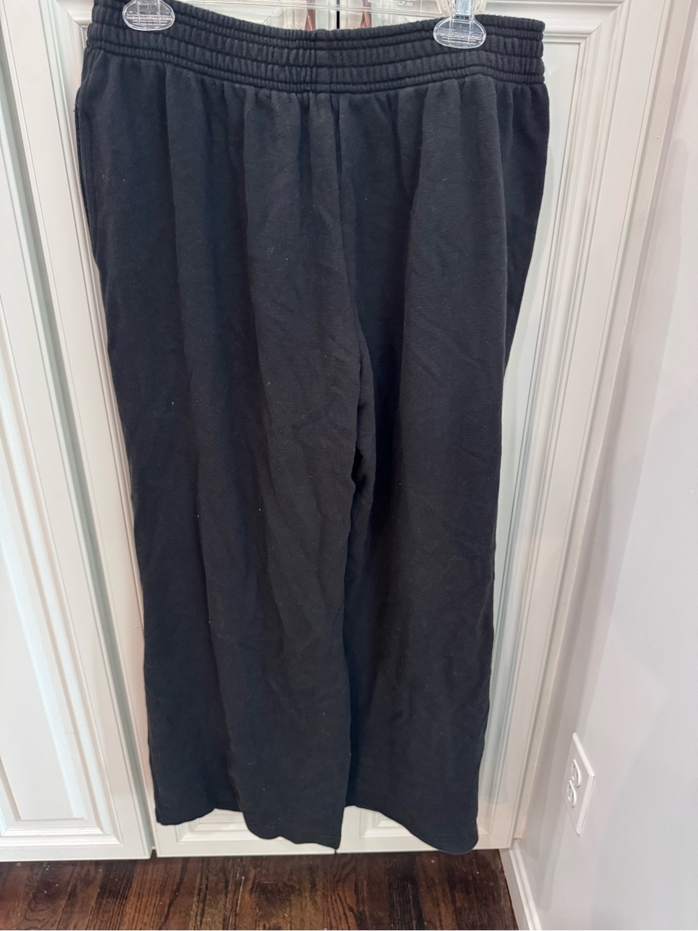 NWT Aerie Black Womans Casual wide leg sweatpants